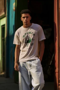 Men’s Urban Graphic Print T-Shirt – Vintage Cream